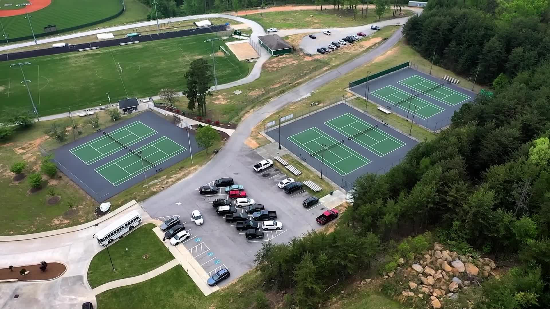 Vista aérea das quadras de tênis da TFS